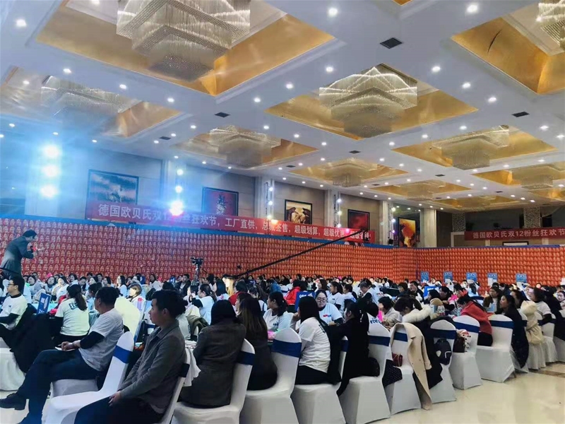 ��Ļ�Wؐ�ϝ���Ľ�z��500�ˬF(xi��n)��������(zh��n)�ɹ�����ĊW��