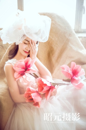 ����Ů�� ��Γ��н���������